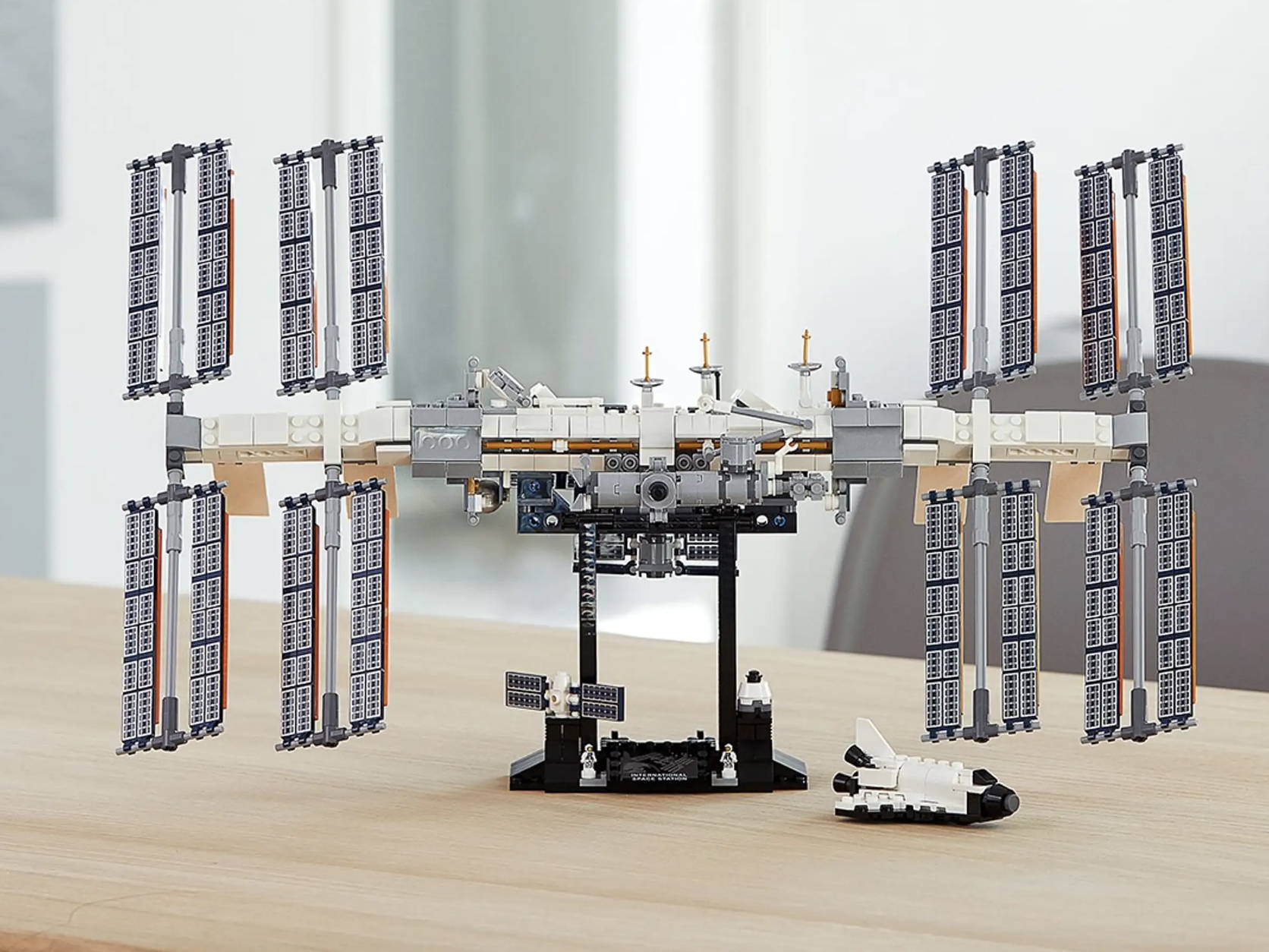 International space station 21321 top